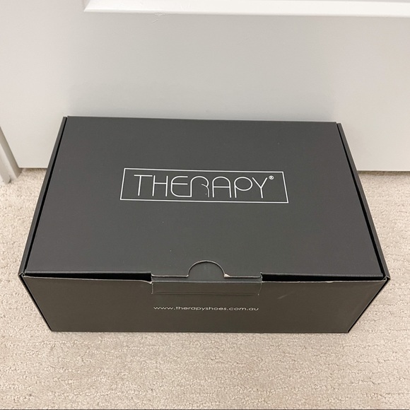 NWT Black heels - Picture 4 of 9